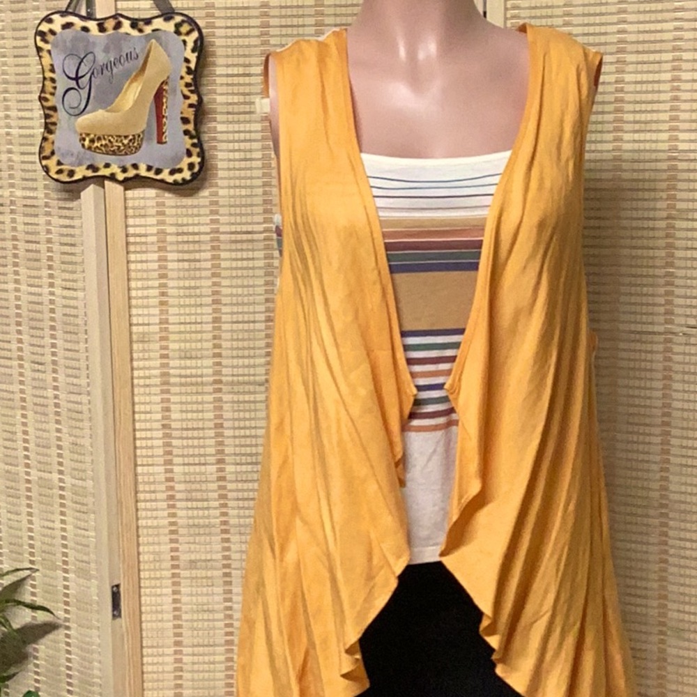 ASHLEY STEWART VEST - Picture 7 of 11